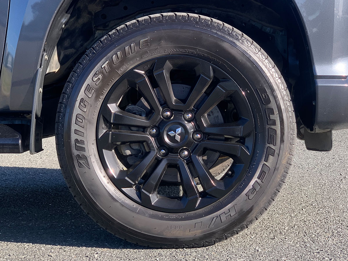 2021 Mitsubishi Triton GLSB 4WD 2.4L Diesel Turbo 6 Speed Auto