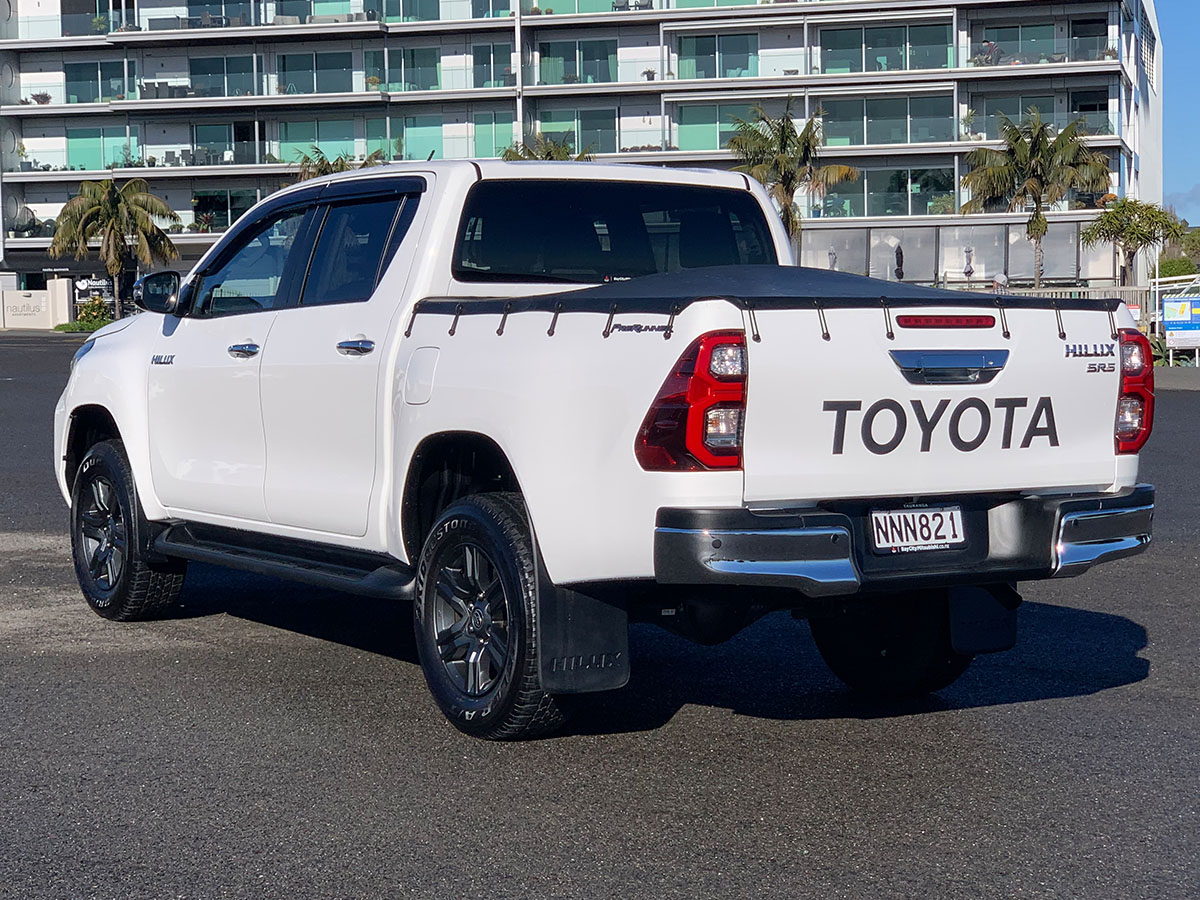 2021 Toyota Hilux SR5 2.8L Diesel Turbo