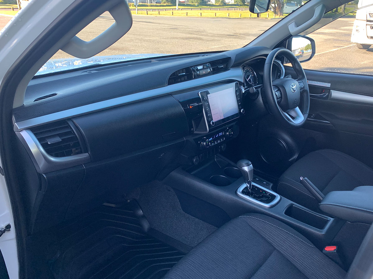 2021 Toyota Hilux SR5 2.8L Diesel Turbo