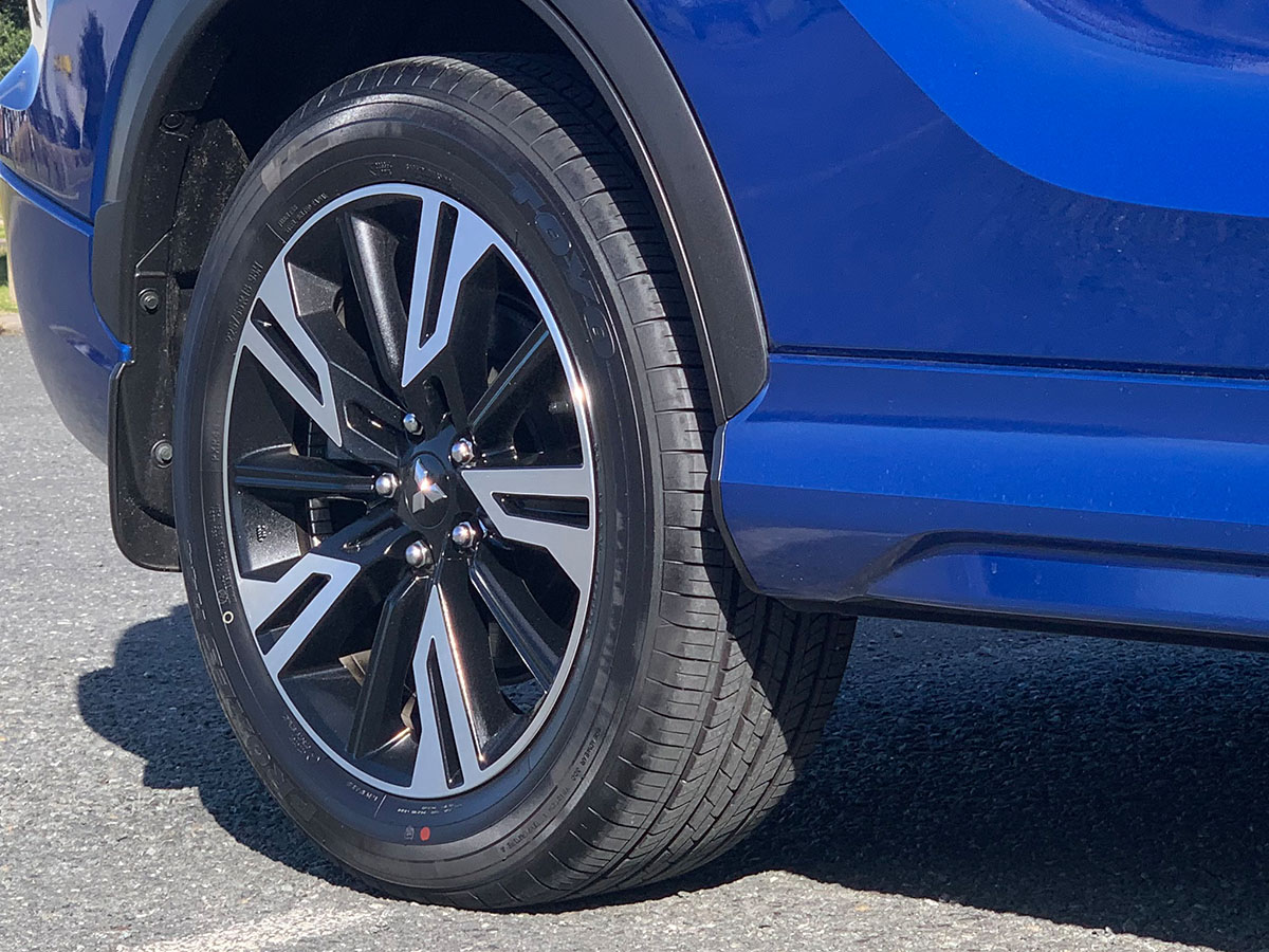 2022 Mitsubishi Eclipse Cross VRX 2WD