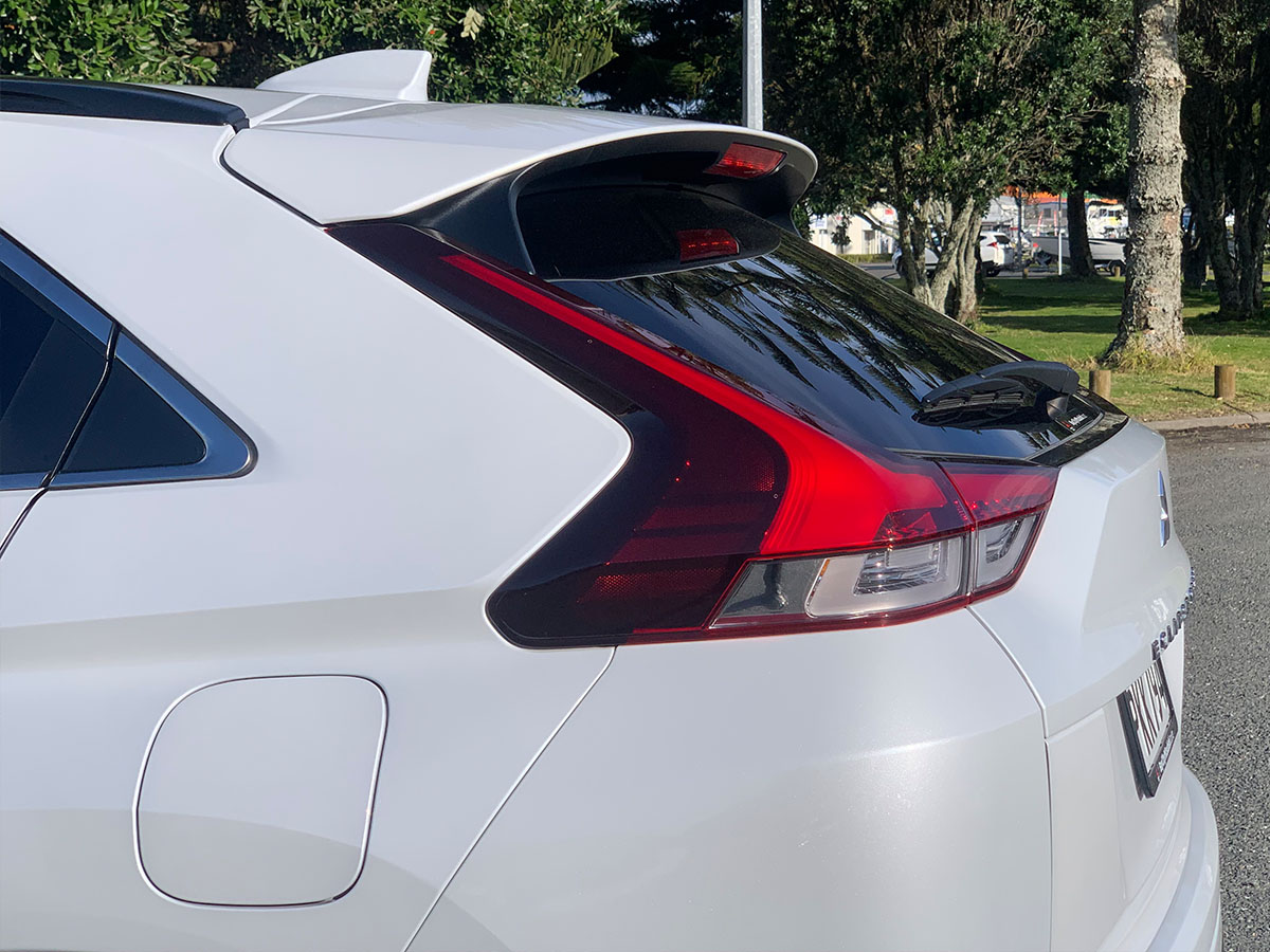 2022 Mitsubishi Eclipse Cross PHEV VRX Hybrid 4WD