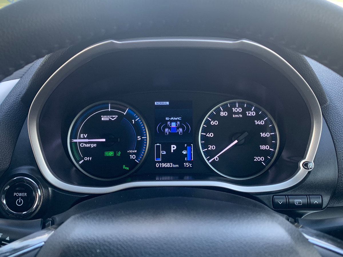 2022 Mitsubishi Eclipse Cross PHEV VRX Hybrid 4WD