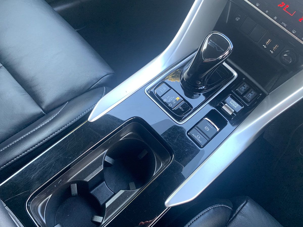 2022 Mitsubishi Eclipse Cross PHEV VRX Hybrid 4WD