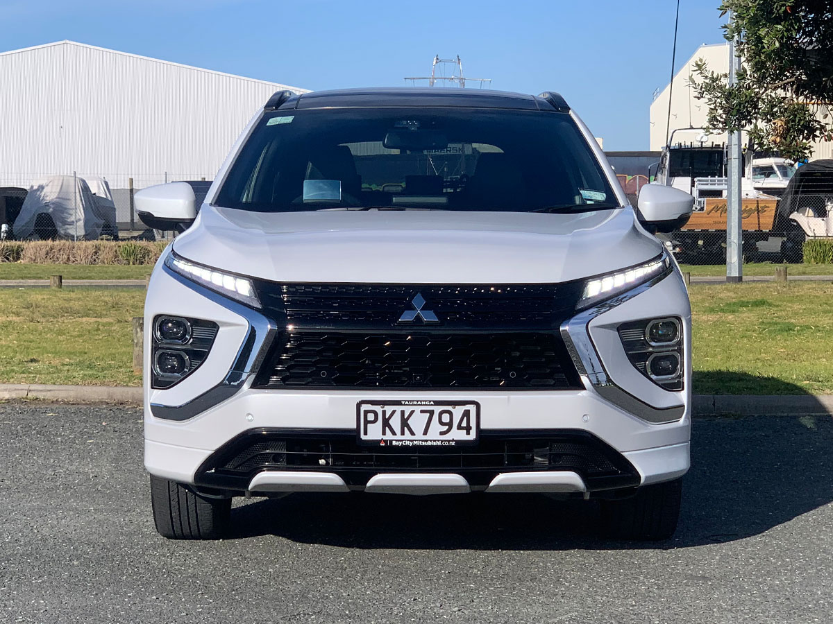 2022 Mitsubishi Eclipse Cross PHEV VRX Hybrid 4WD