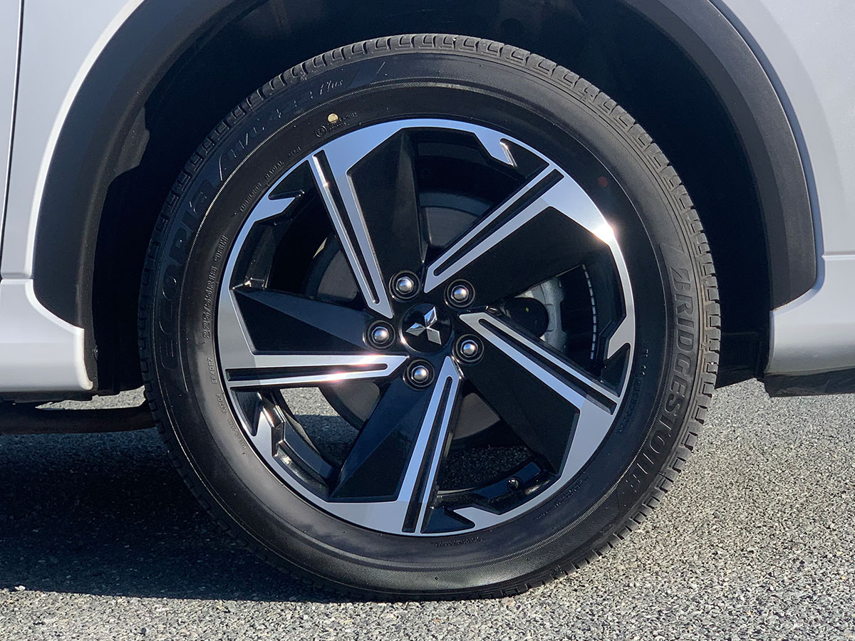 2022 Mitsubishi Eclipse Cross PHEV VRX Hybrid 4WD