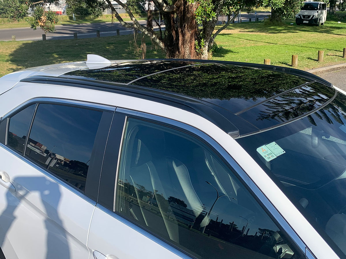 2022 Mitsubishi Eclipse Cross PHEV VRX Hybrid 4WD