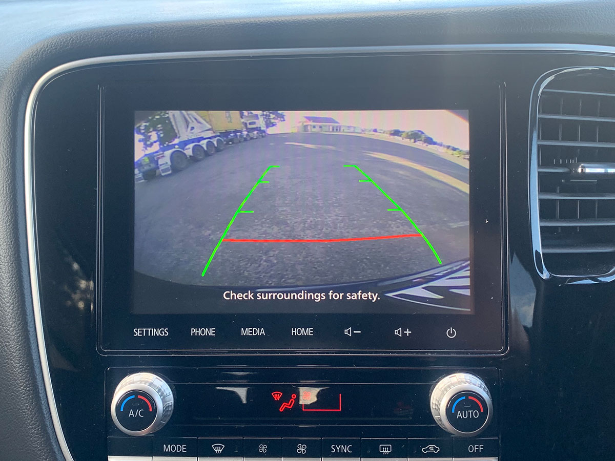 2022 Mitsubishi Outlander LS 2.4L Petrol 7 Seater