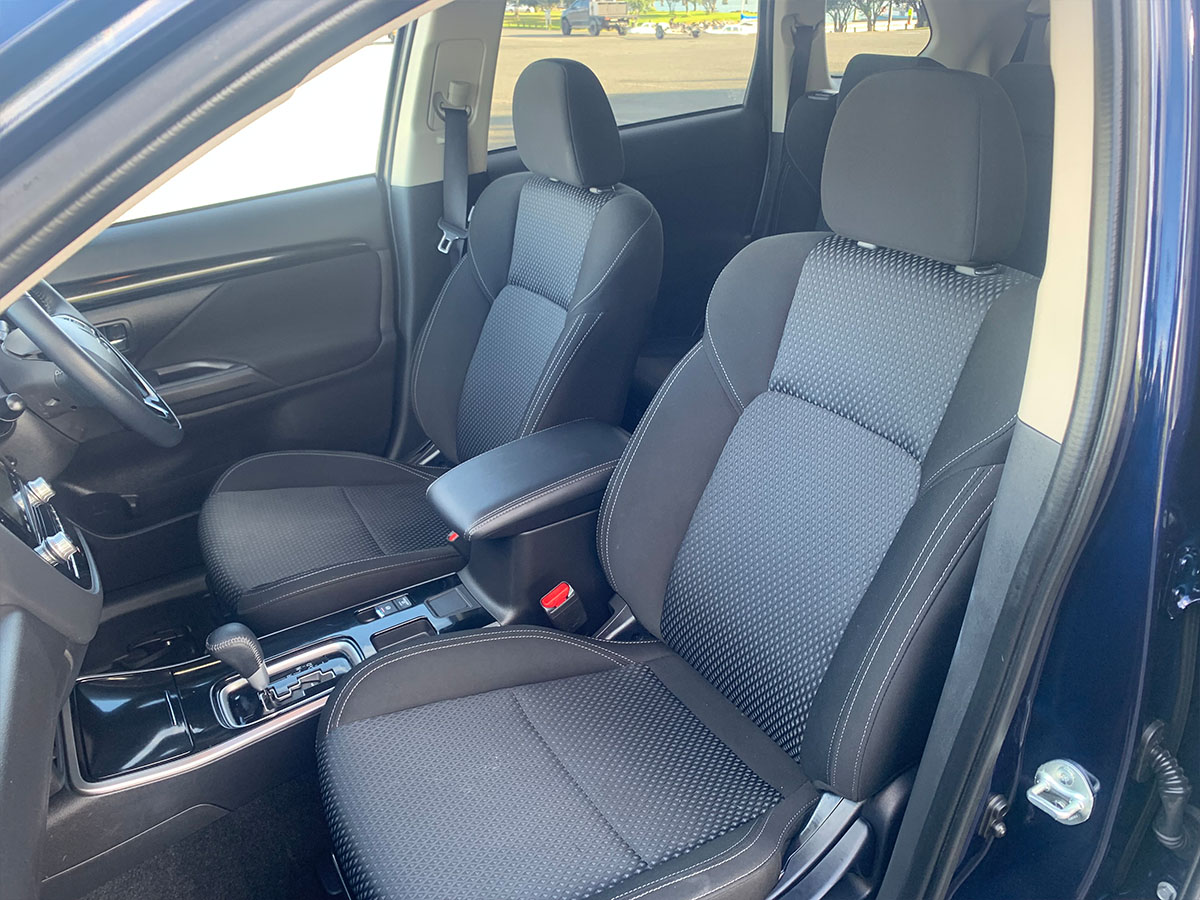 2022 Mitsubishi Outlander LS 2.4L Petrol 7 Seater