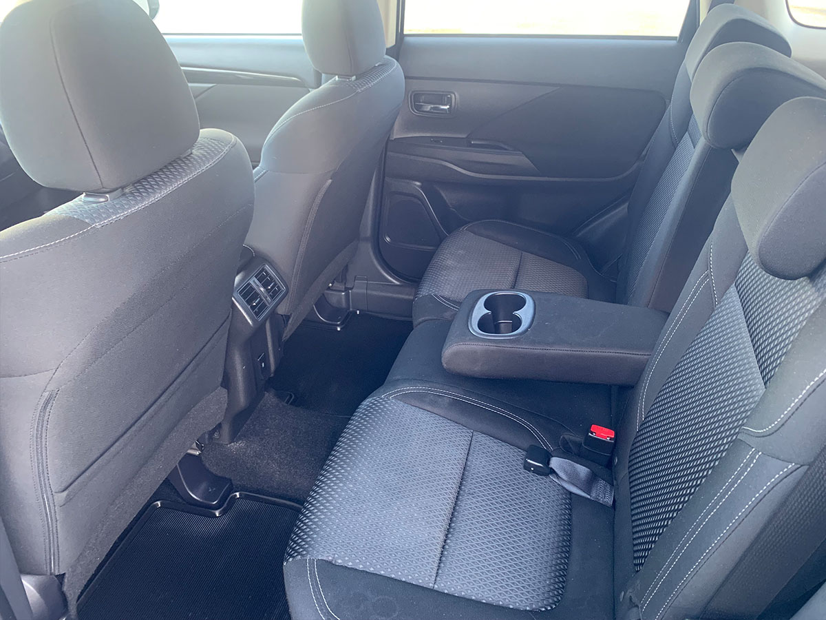 2022 Mitsubishi Outlander LS 2.4L Petrol 7 Seater