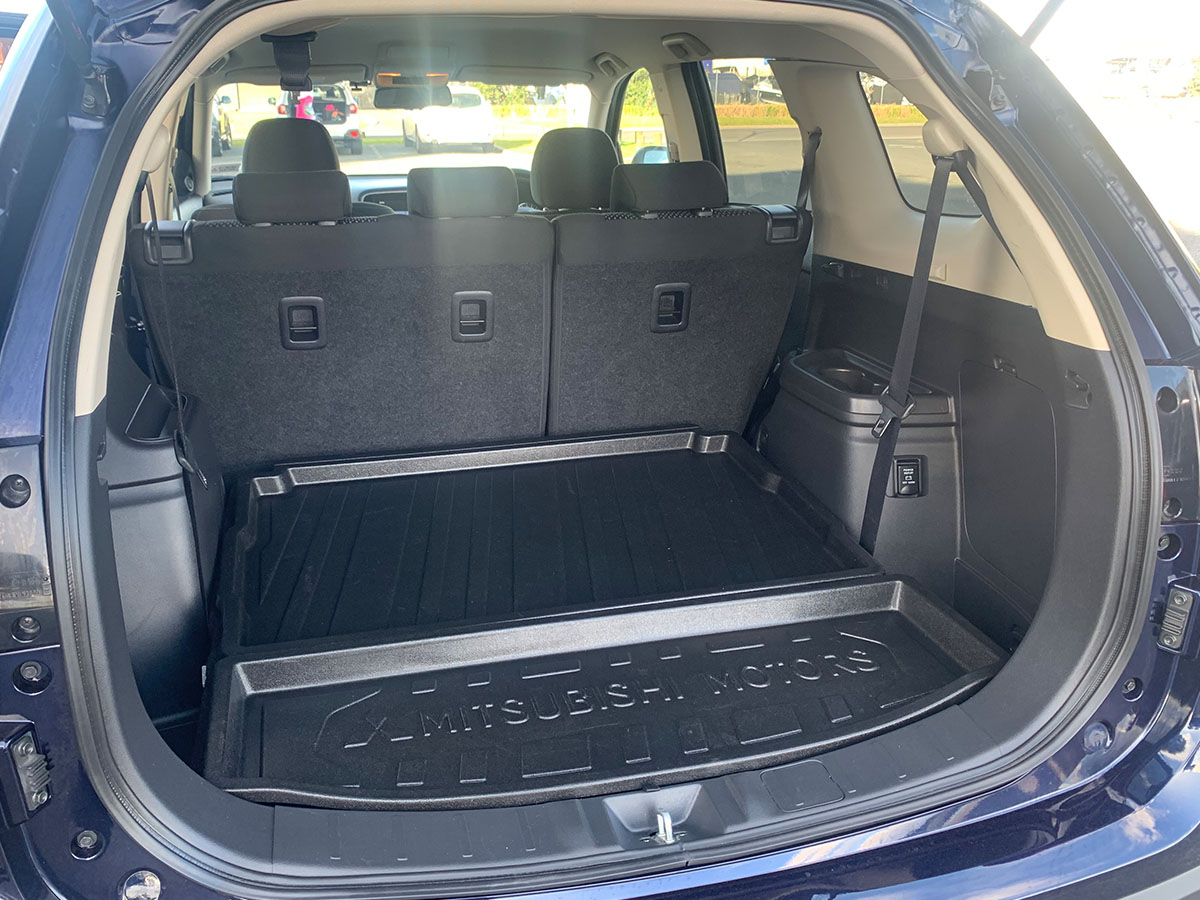 2022 Mitsubishi Outlander LS 2.4L Petrol 7 Seater