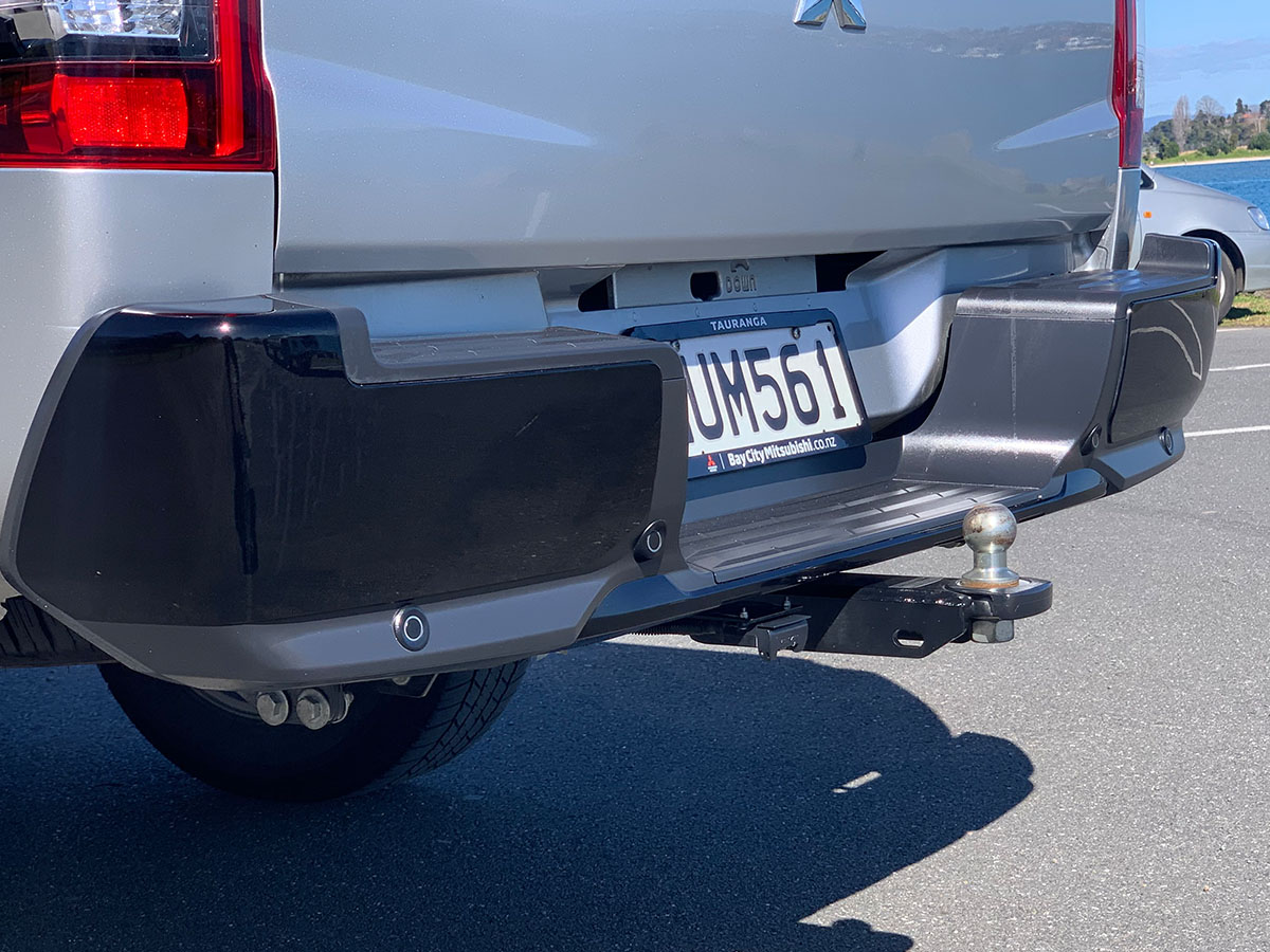 2022 Mitsubishi Triton GLSB 4WD 2.4L Diesel Turbo 6 Speed Auto