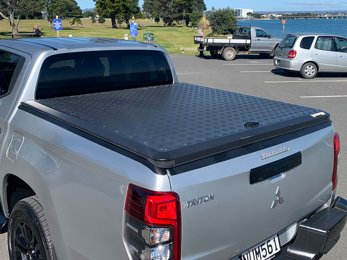 2022 Mitsubishi Triton GLSB 4WD 2.4L Diesel Turbo 6 Speed Auto