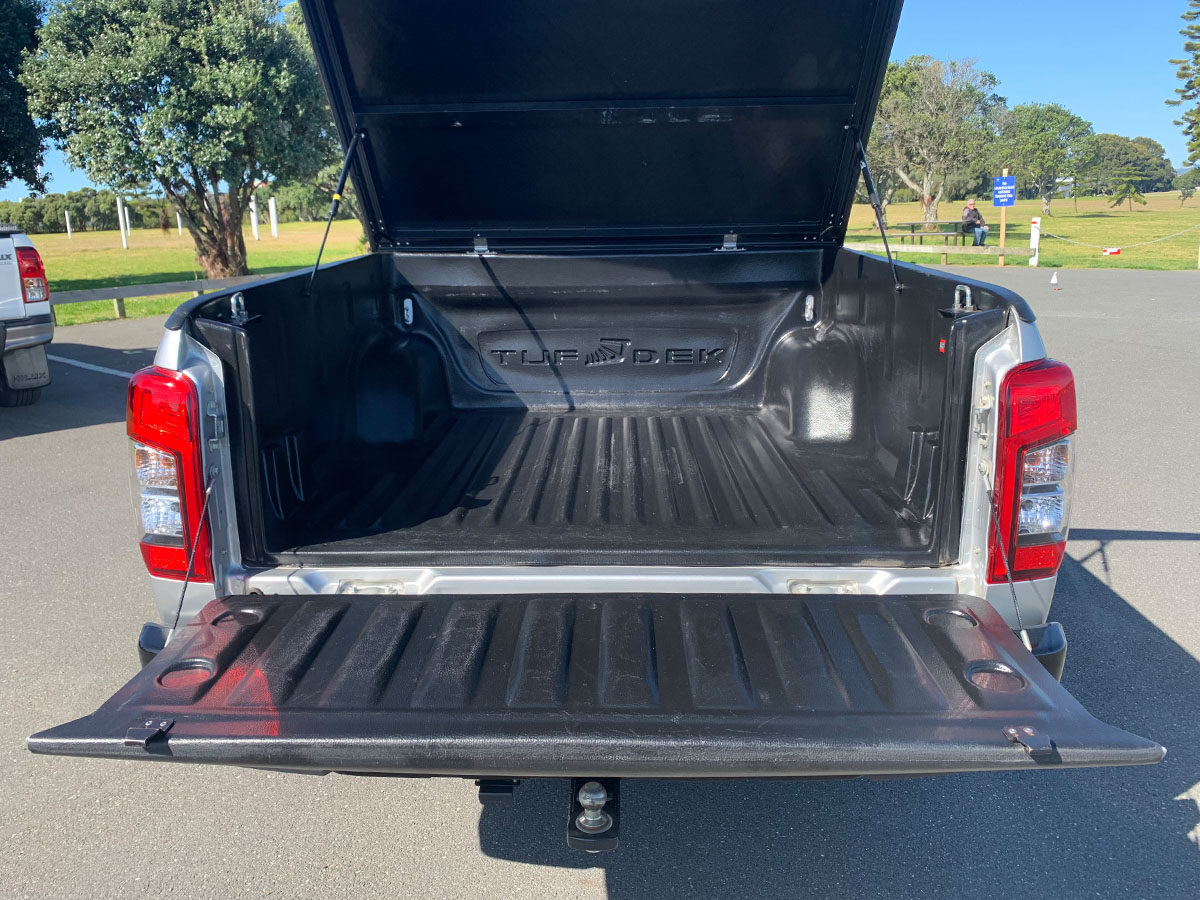 2022 Mitsubishi Triton GLSB 4WD 2.4L Diesel Turbo 6 Speed Auto