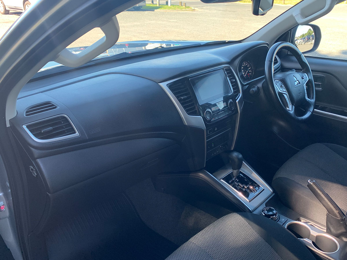 2022 Mitsubishi Triton GLSB 4WD 2.4L Diesel Turbo 6 Speed Auto