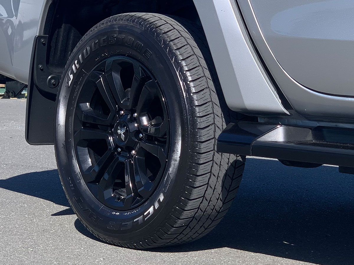 2022 Mitsubishi Triton GLSB 4WD 2.4L Diesel Turbo 6 Speed Auto