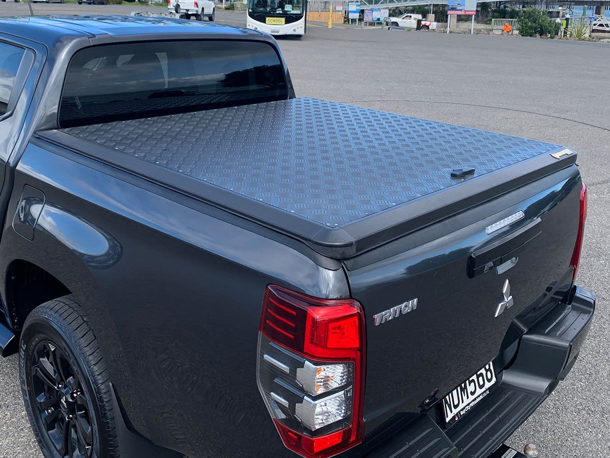 2022 Mitsubishi Triton GLSB 4WD 2.4L Diesel Turbo 6 Speed Auto