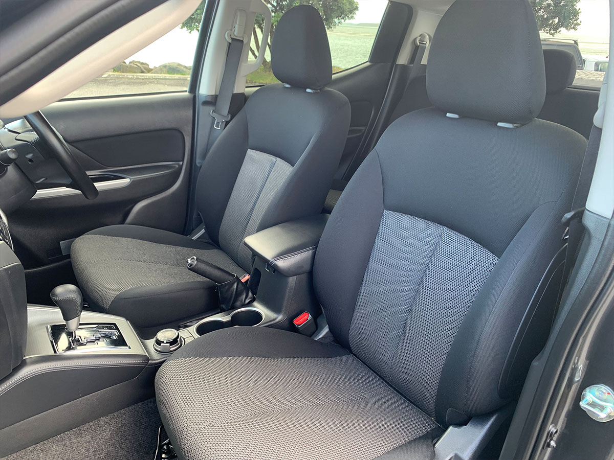 2022 Mitsubishi Triton GLSB 4WD 2.4L Diesel Turbo 6 Speed Auto