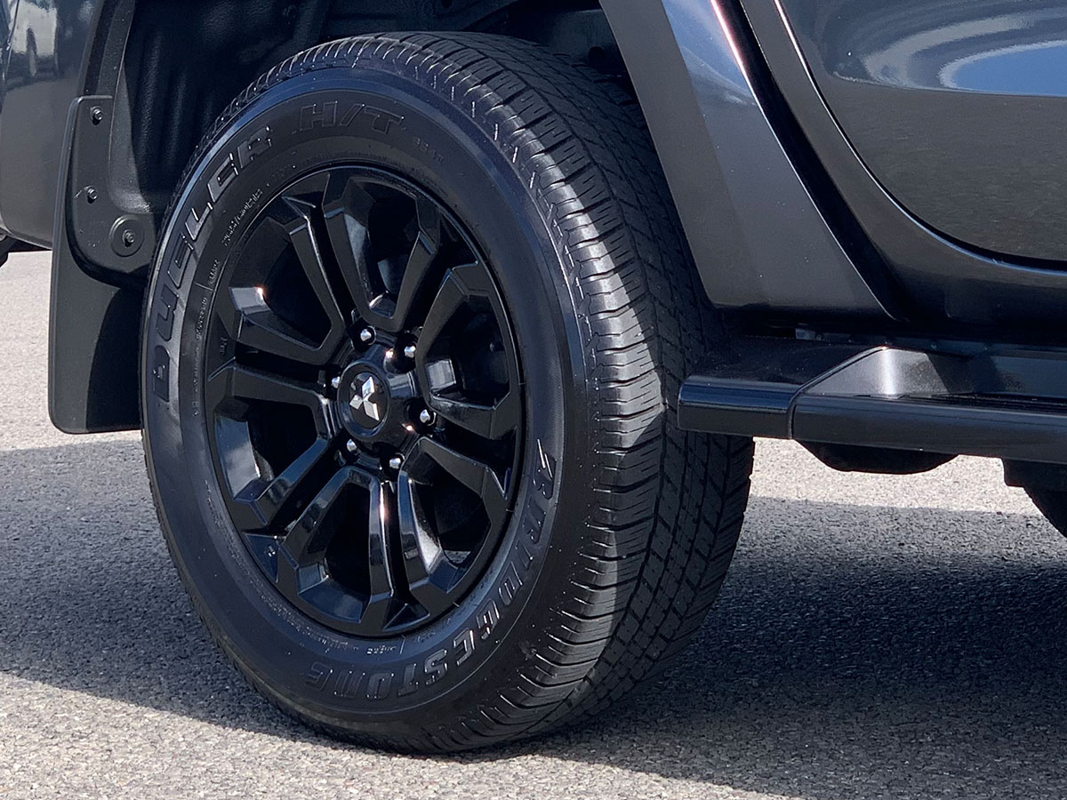 2022 Mitsubishi Triton GLSB 4WD 2.4L Diesel Turbo 6 Speed Auto