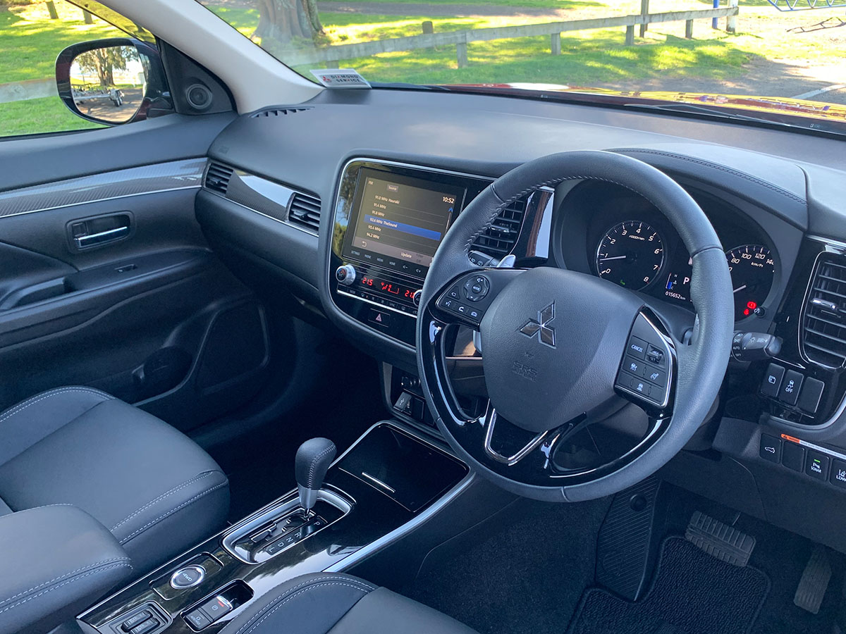 2020 Mitsubishi Outlander VRX 2.4L Petrol 4WD 7 Seater