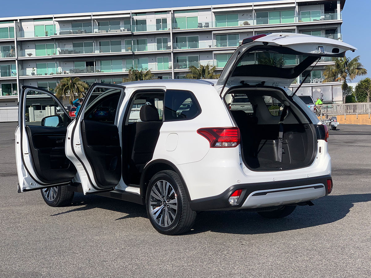 2021 Mitsubishi Outlander LS 2.4L Petrol 7 Seater Automatic