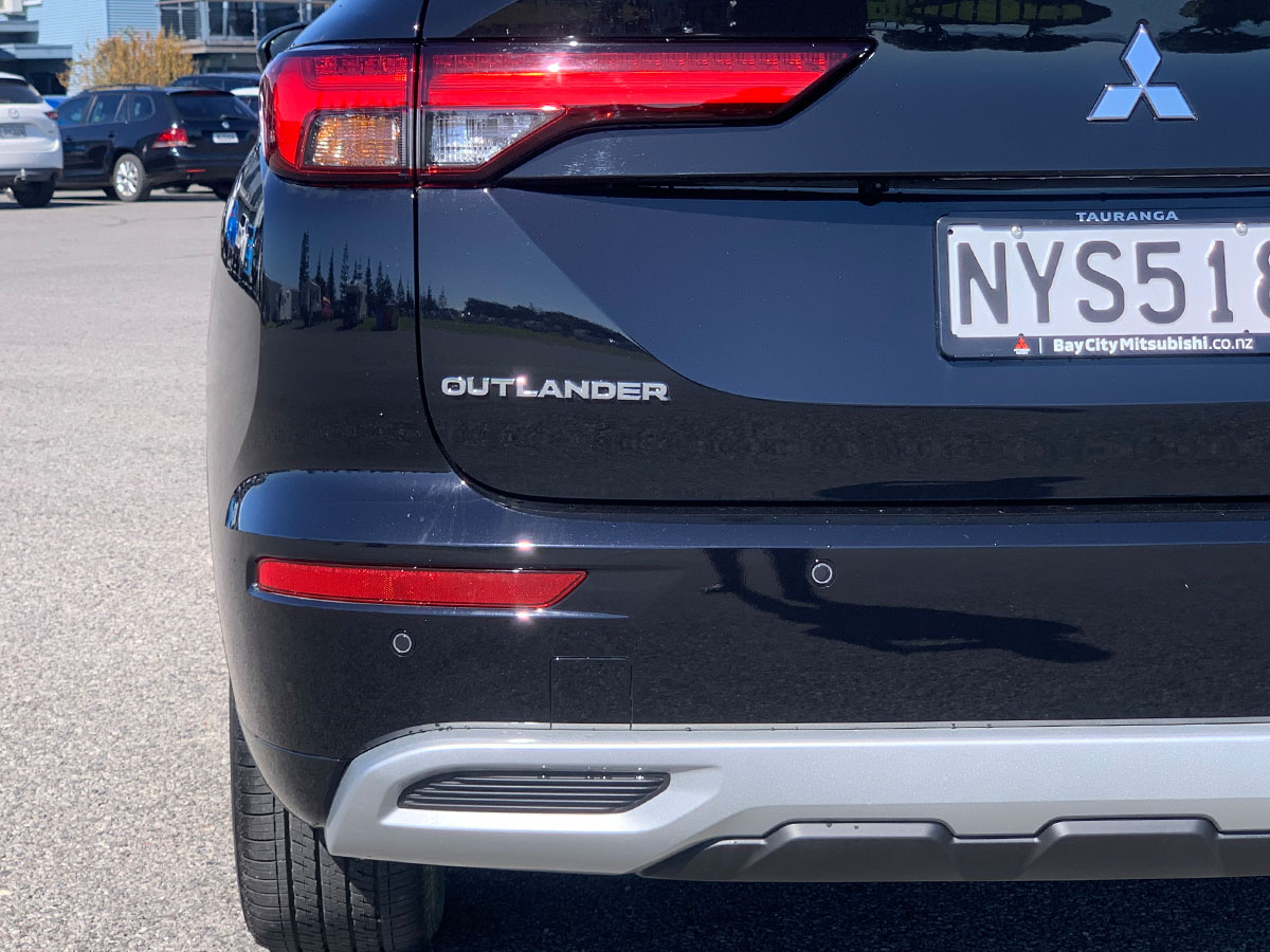 2021 Mitsubishi Outlander VRX 2.5L 4WD 7 Seater CVT Auto