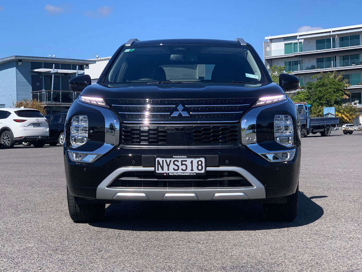 2021 Mitsubishi Outlander VRX 2.5L 4WD 7 Seater CVT Auto