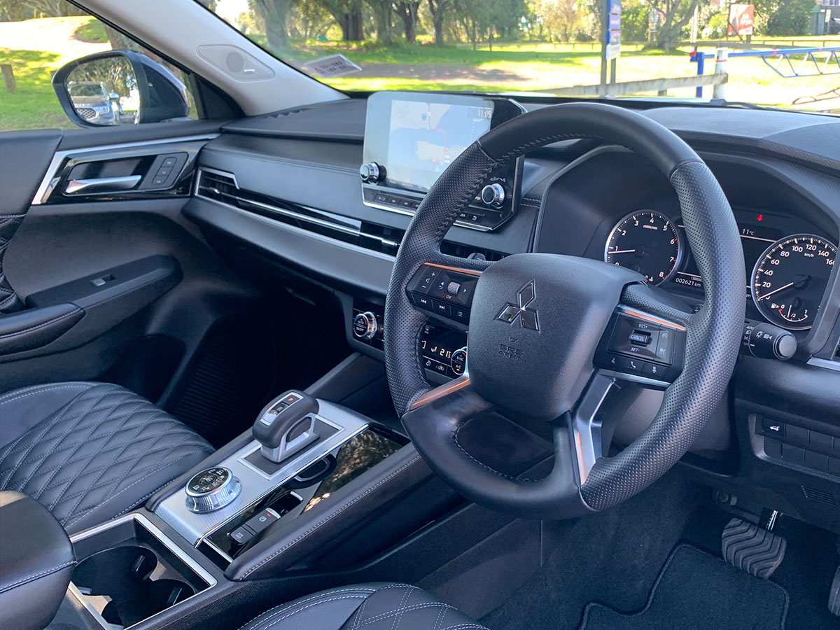 2021 Mitsubishi Outlander VRX 2.5L 4WD 7 Seater CVT Auto