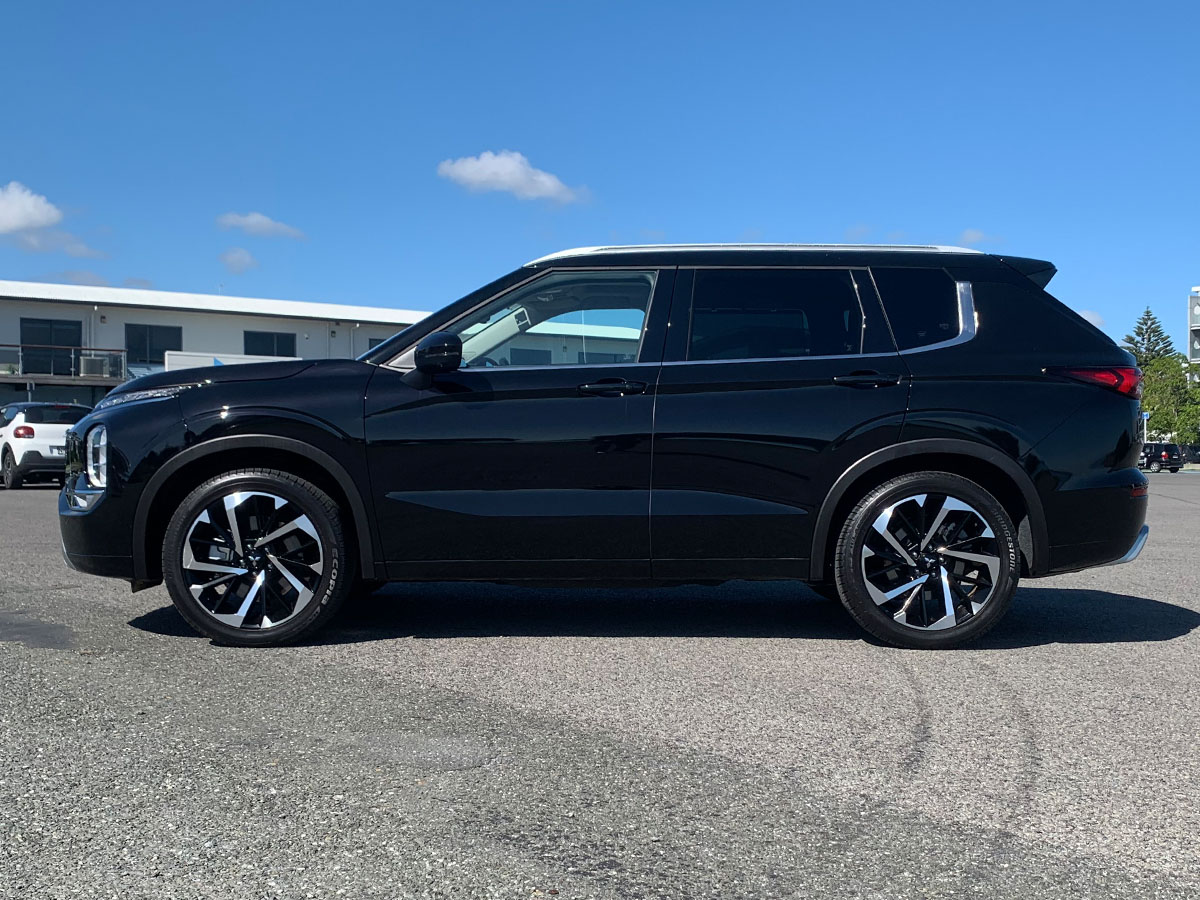 2021 Mitsubishi Outlander VRX 2.5L 4WD 7 Seater CVT Auto