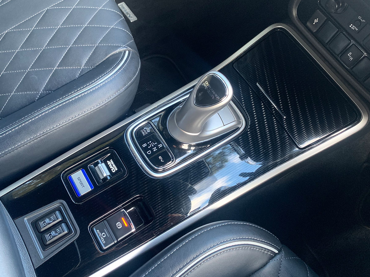 2021 Mitsubishi Outlander VRX PHEV HYBRID 4WD