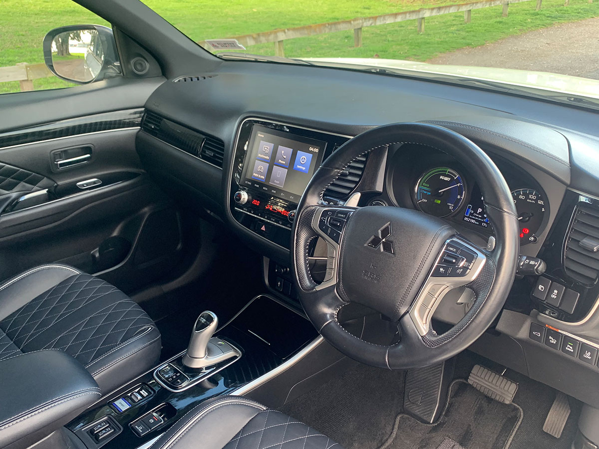 2021 Mitsubishi Outlander VRX PHEV HYBRID 4WD