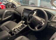 2023 Mitsubishi Pajero Sport VRX Black Edition