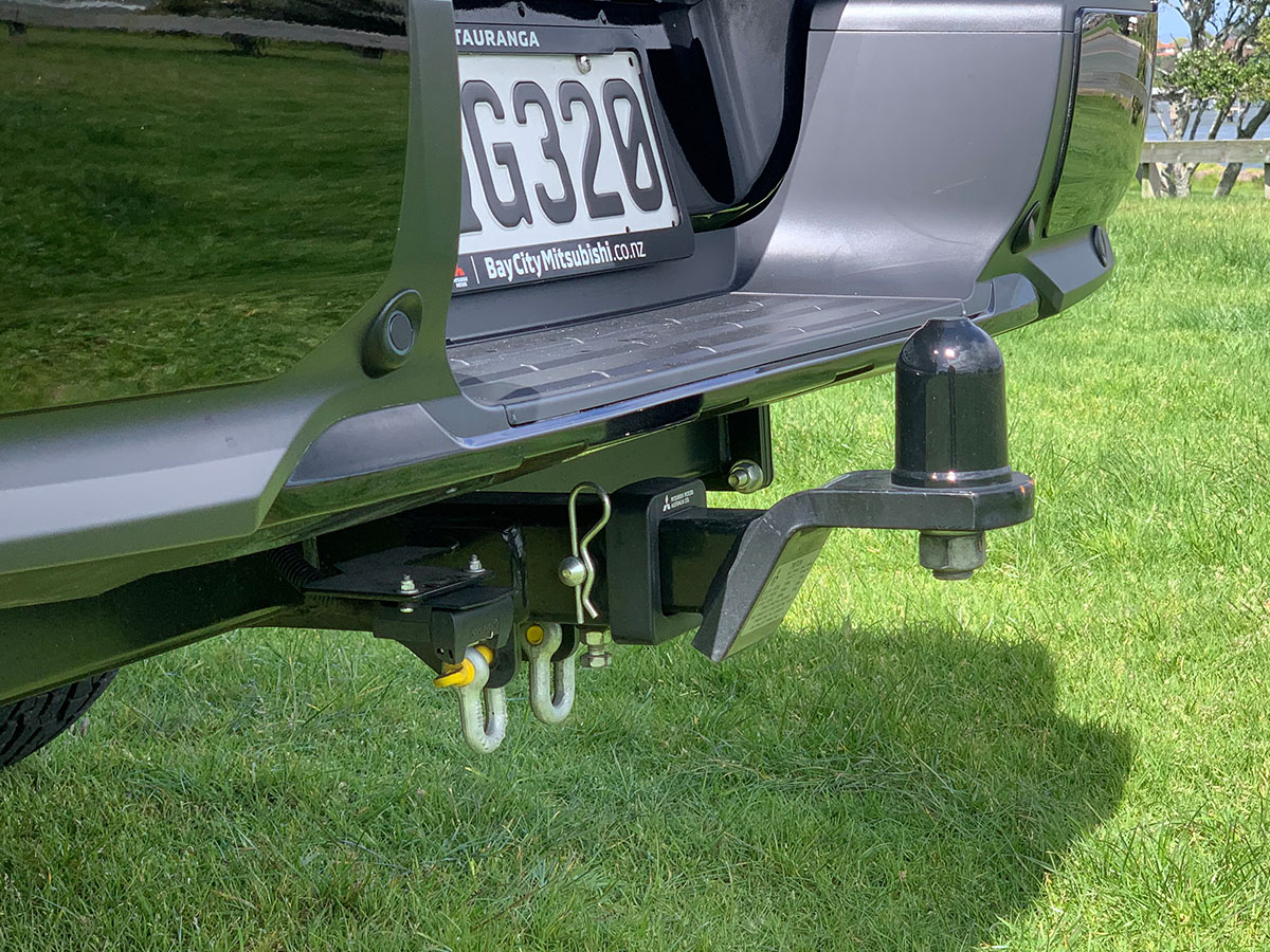 2023 Mitsubishi Triton GSR 4WD Auto 2.4L Diesel