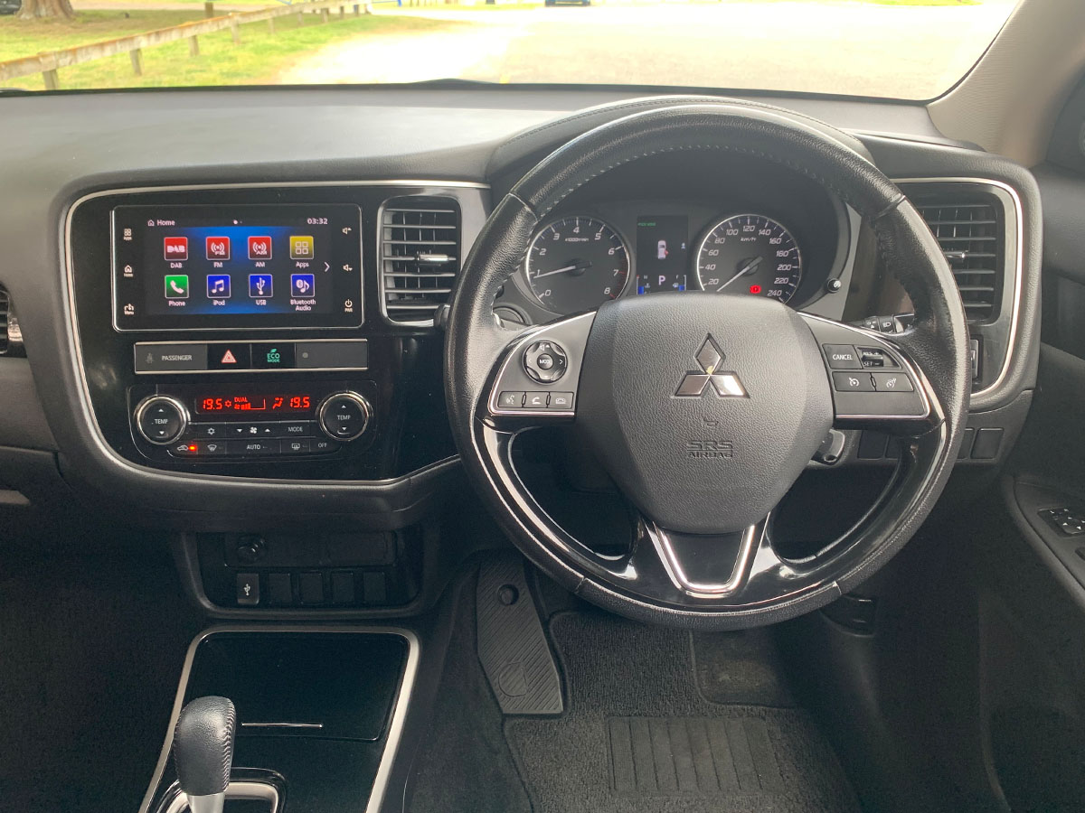 2018 Mitsubishi Outlander LS 2.4L Petrol 7 Seater Automatic