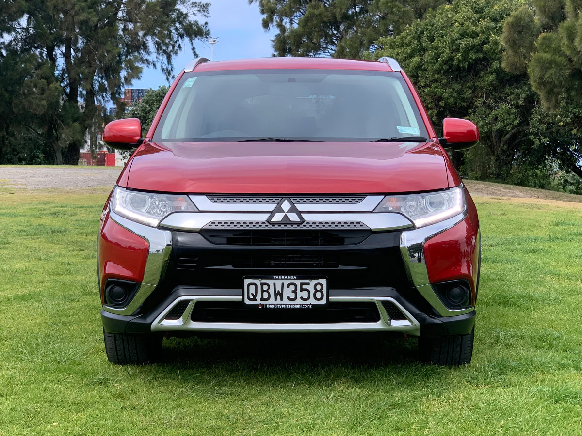 2018 Mitsubishi Outlander LS 2.4L Petrol 7 Seater Automatic