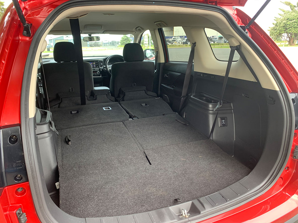 2018 Mitsubishi Outlander LS 2.4L Petrol 7 Seater Automatic