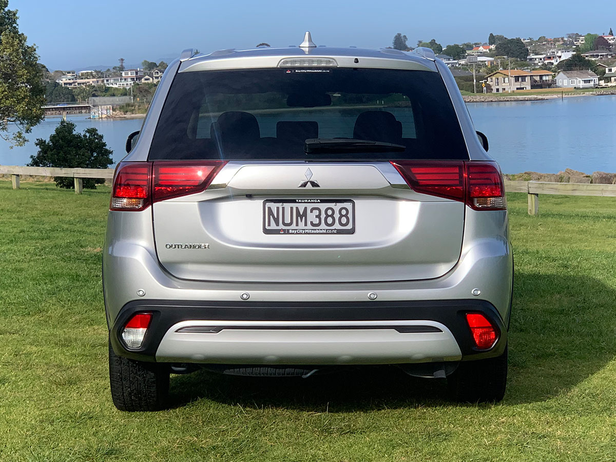 2021 Mitsubishi Outlander LS 2.4L Petrol 7 Seater Automatic