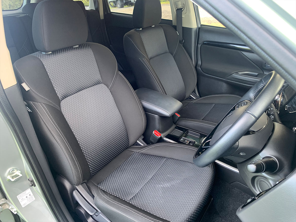 2021 Mitsubishi Outlander LS 2.4L Petrol 7 Seater Automatic