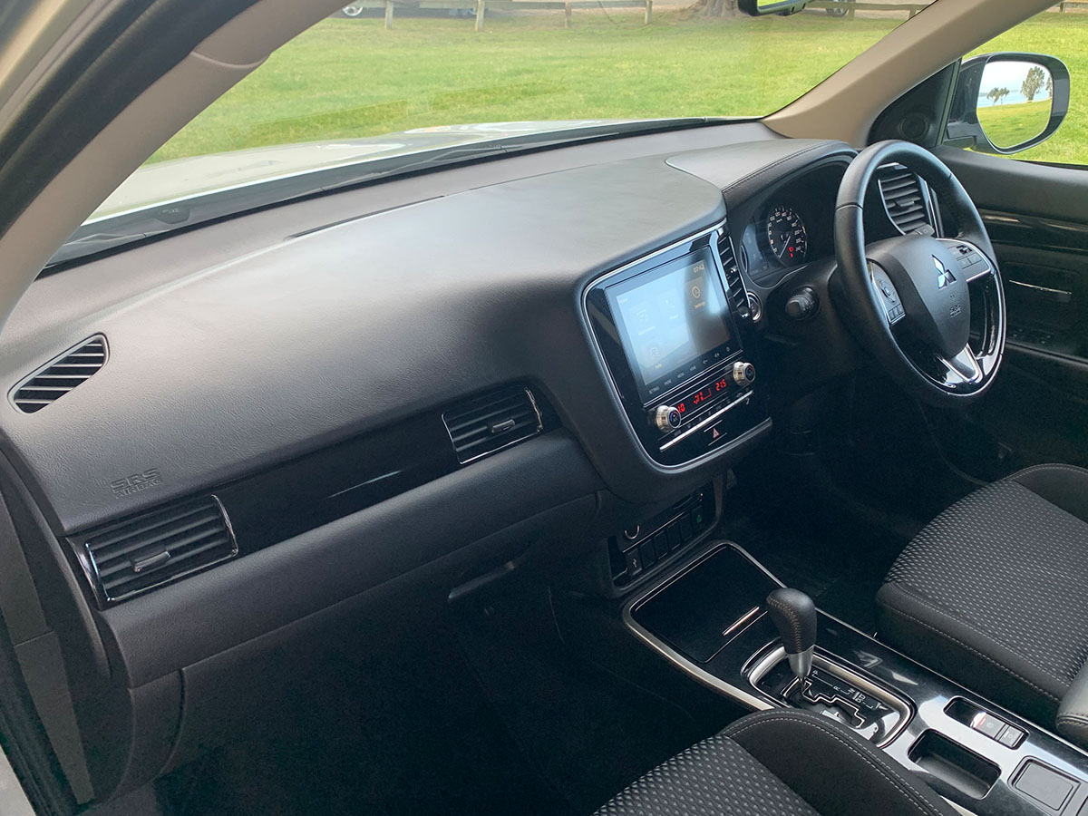 2021 Mitsubishi Outlander LS 2.4L Petrol 7 Seater Automatic