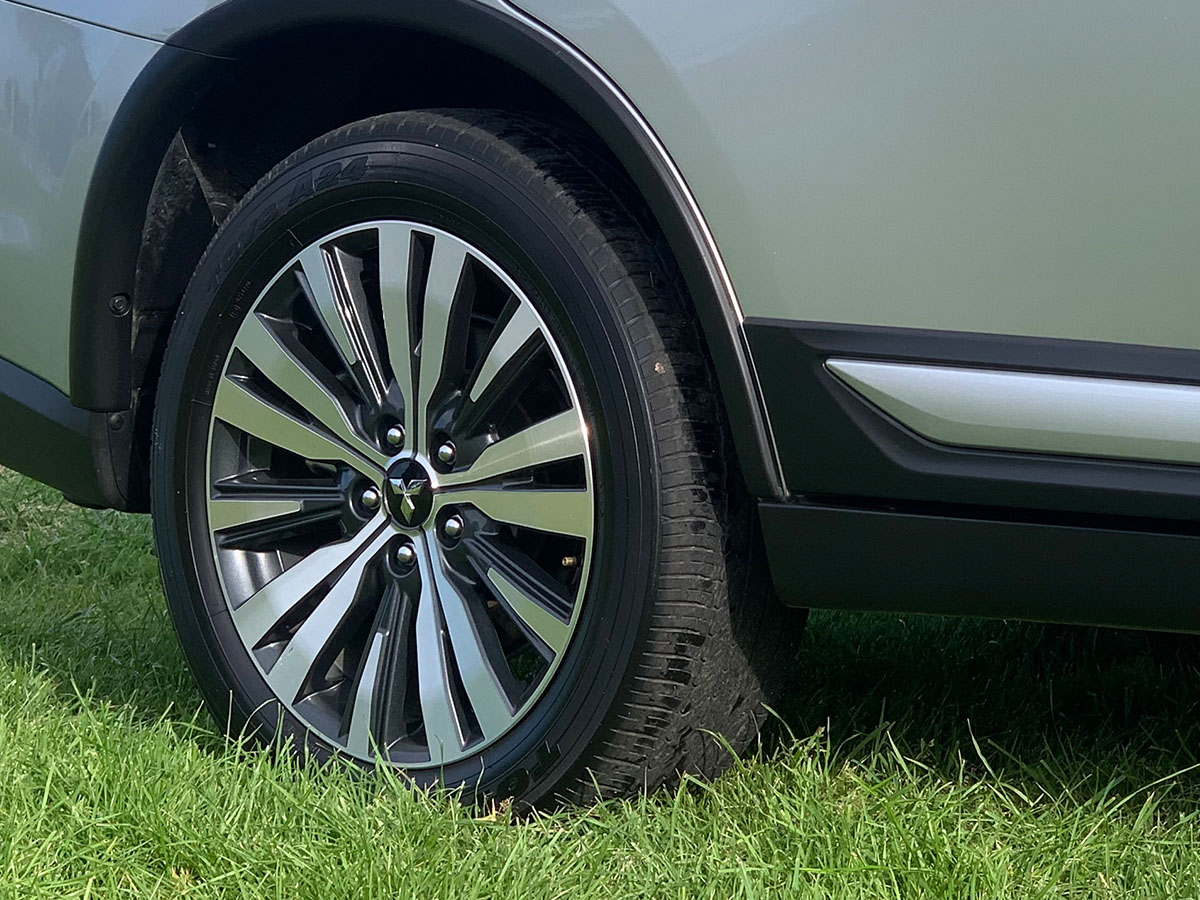 2021 Mitsubishi Outlander LS 2.4L Petrol 7 Seater Automatic