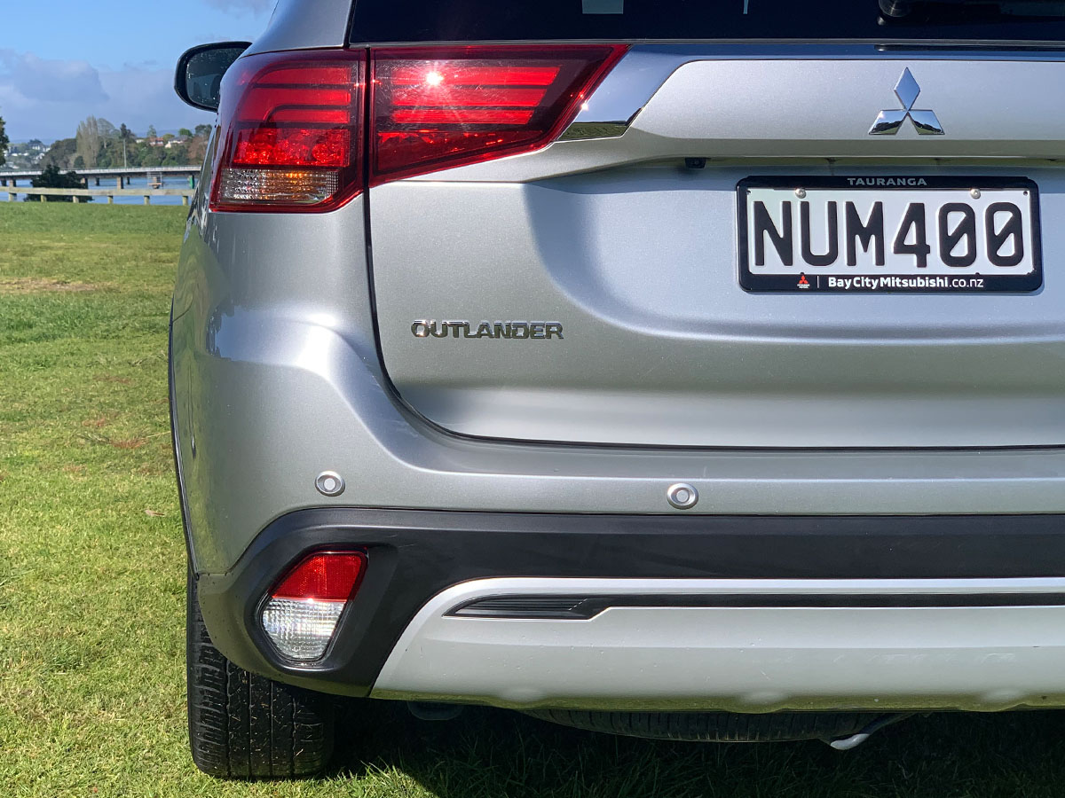 2021 Mitsubishi Outlander LS 2.4L Petrol 7 Seater Automatic