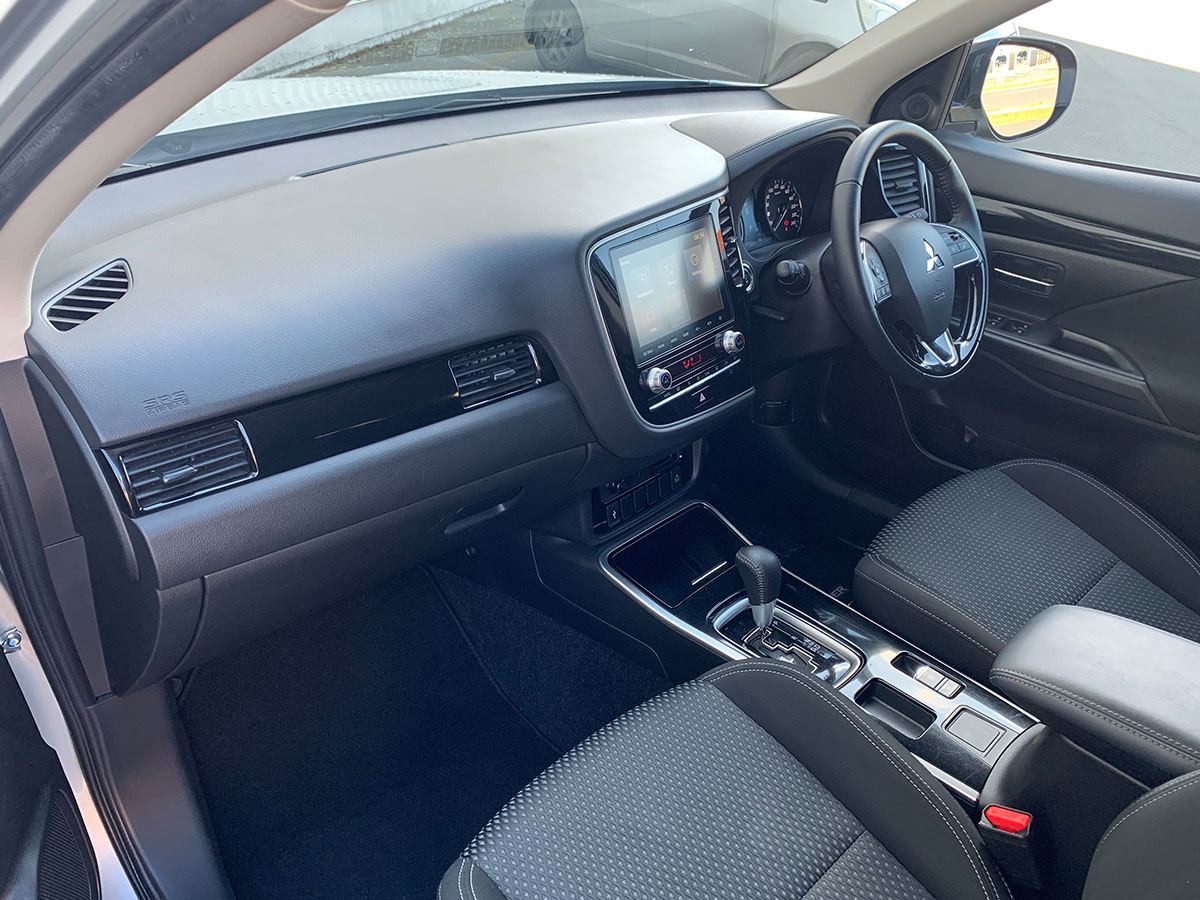 2021 Mitsubishi Outlander LS 2.4L Petrol 7 Seater Automatic
