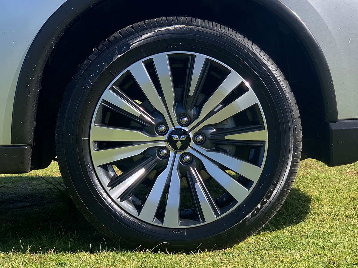 2021 Mitsubishi Outlander LS 2.4L Petrol 7 Seater Automatic