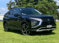 2023 Mitsubishi Eclipse Cross PHEV XLS