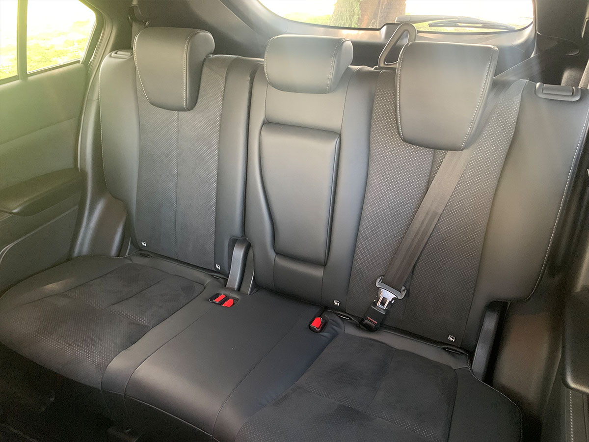 2023 Mitsubishi Eclipse Cross PHEV XLS