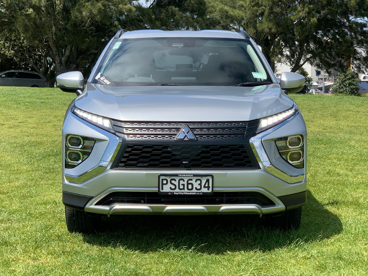 2023 Mitsubishi Eclipse Cross PHEV XLS