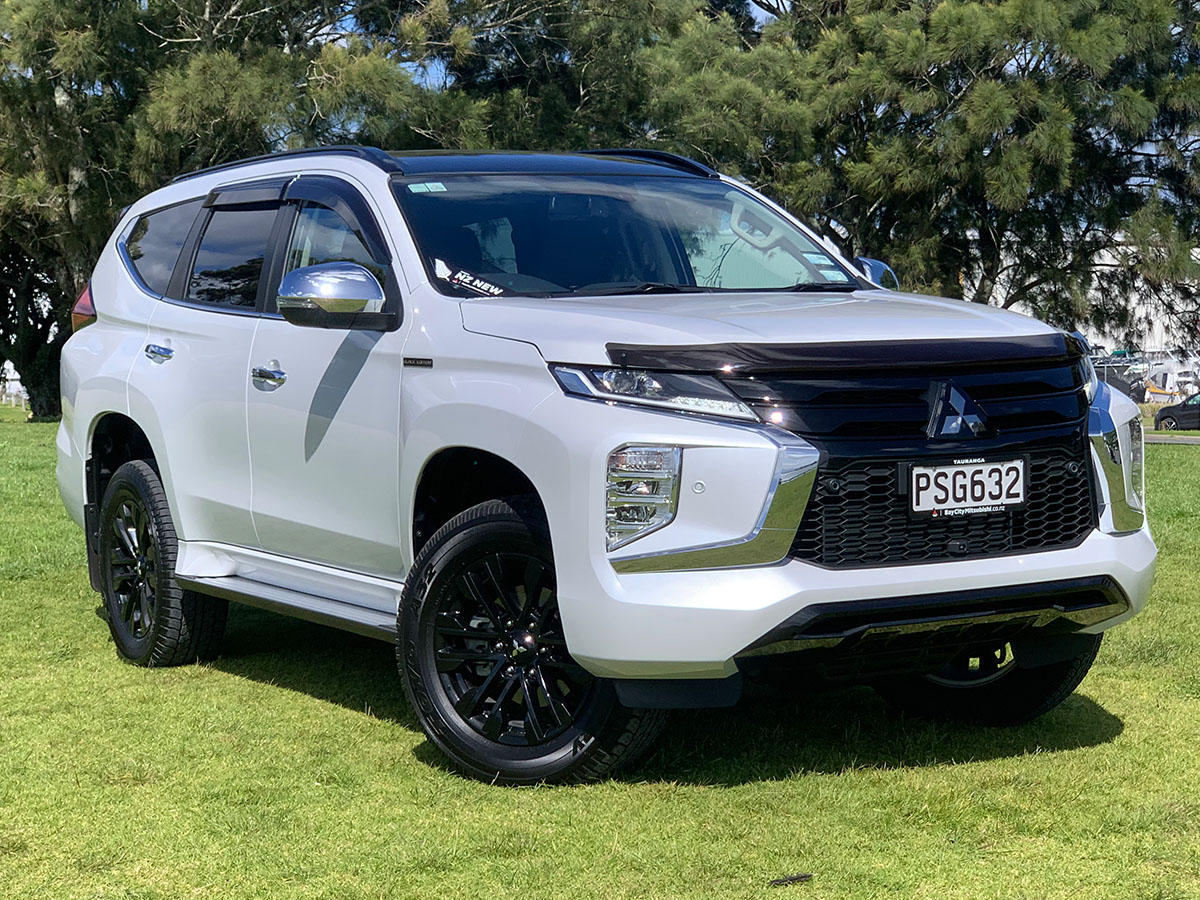 2023 Mitsubishi Pajero Sport VRX Black Edition - Bay City