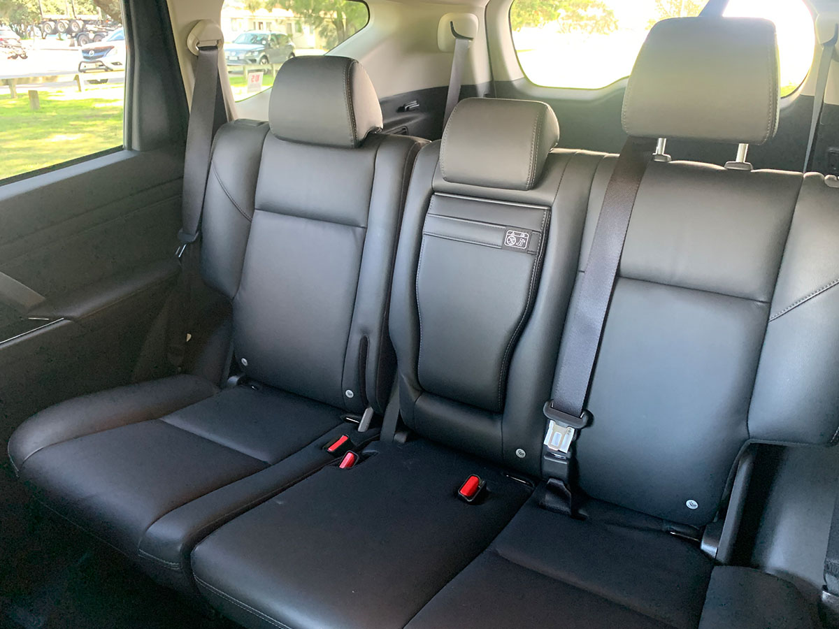 2023 Mitsubishi Pajero Sport VRX Black Edition