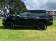 2023 Mitsubishi Pajero Sport VRX Black Edition
