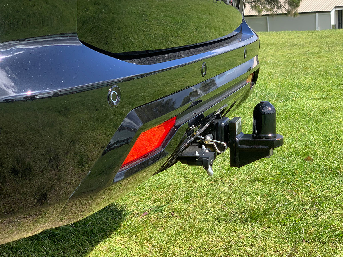 2023 Mitsubishi Pajero Sport VRX Black Edition