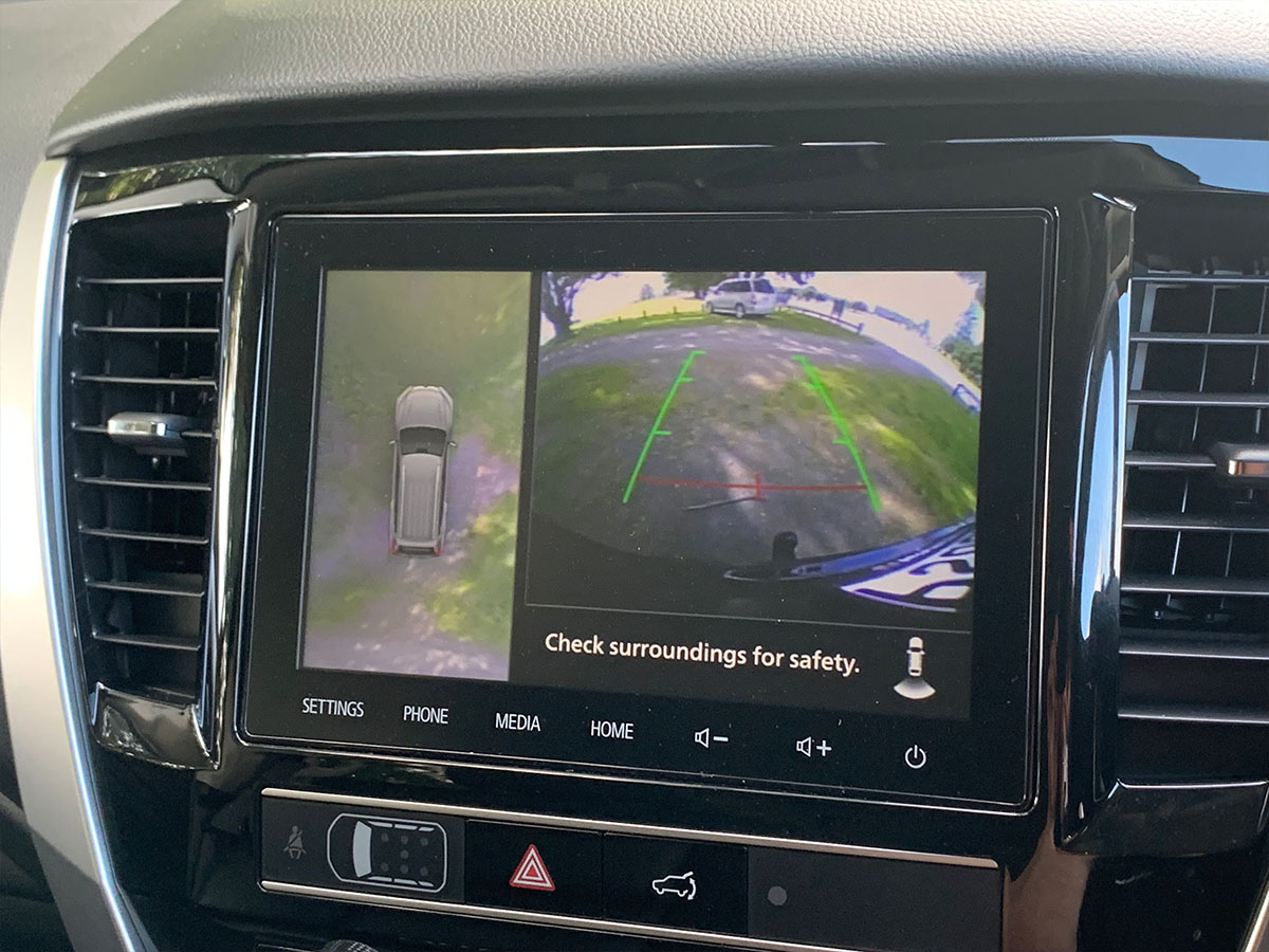 2023 Mitsubishi Pajero Sport VRX Black Edition